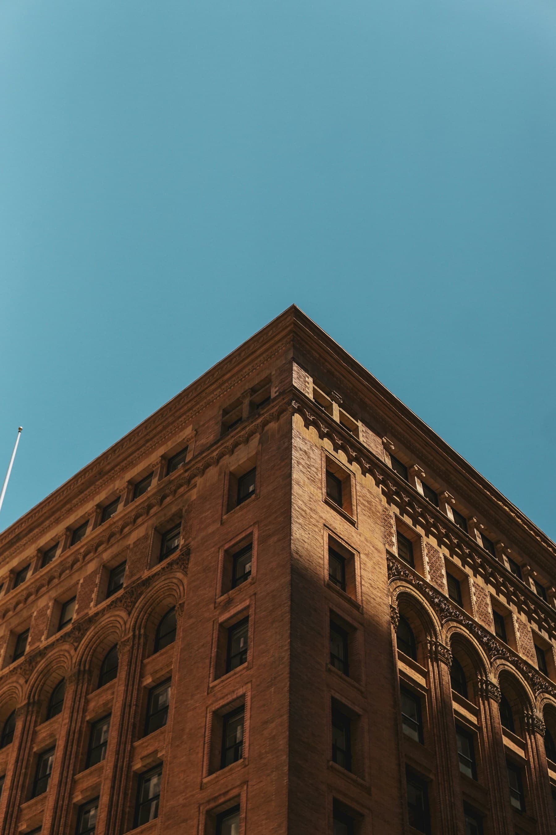 Warm light on a San Francisco Financial District building